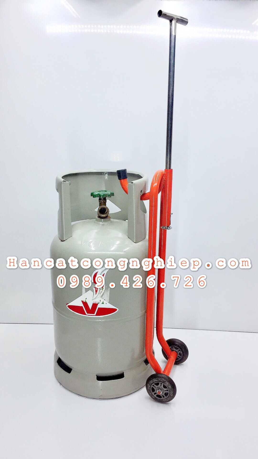 Xe đẩy bình gas 12kg - Cơ động, tiện ích