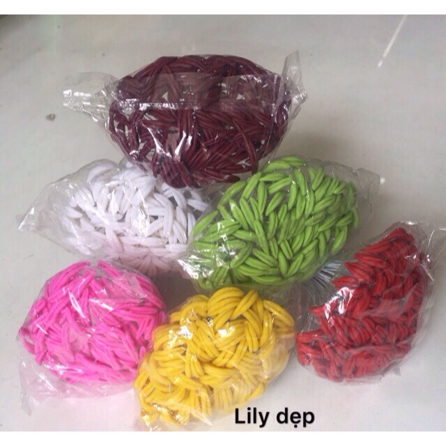 Nhuỵ hoa lily tròn và dẹp
