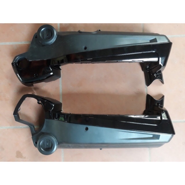 Nhựa ốp bình xe máy điện M133 ( bộ 2 bên)