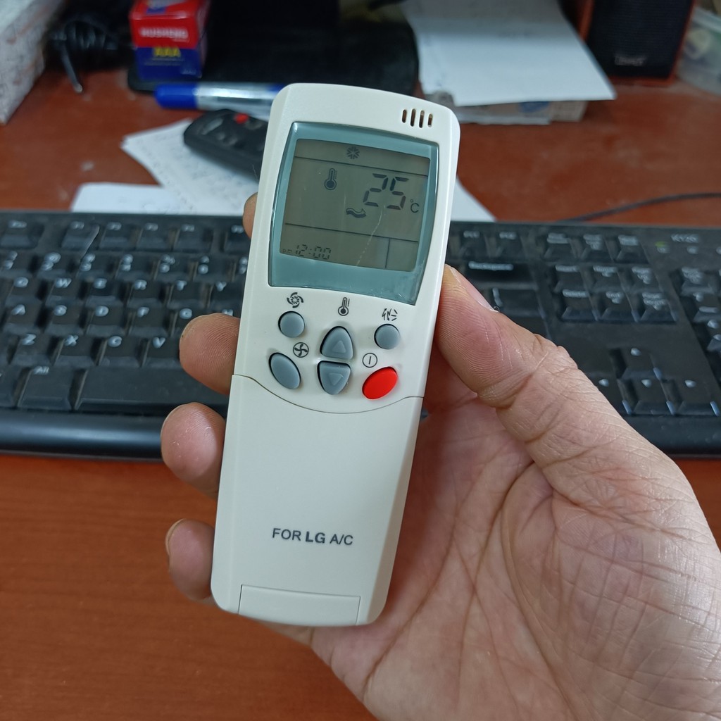 Remote điều khiển điều hoà máy lạnh LG đa năng. Tân Minh Phát