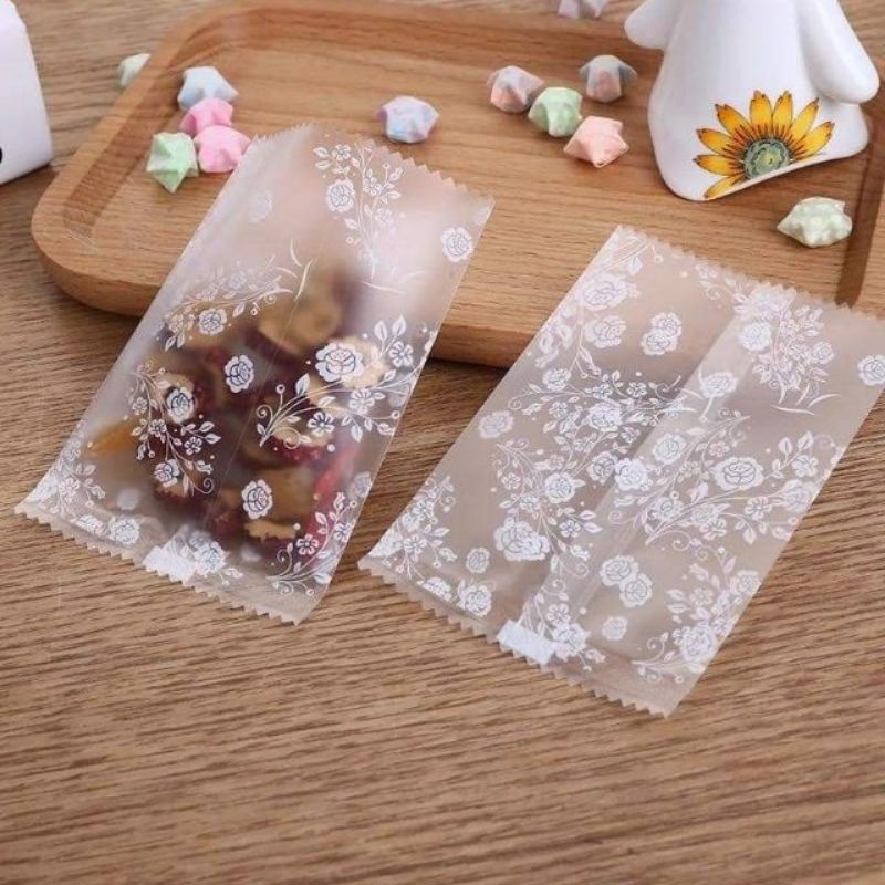 Túi đựng bánh quy,cookies hàn miệng Hoa hồng trắng 7*10 cm 100c