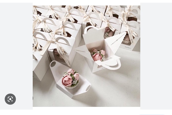 Hộp giấy cupcake 1 ô màu trắng có quai xách