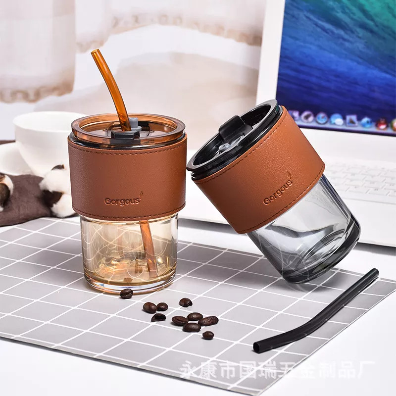 Cốc thủy tinh chịu nhiệt bọc da 450ml Ly đựng nước hổ phách 450ml Ly thủy tinh đựng nước có ống hút