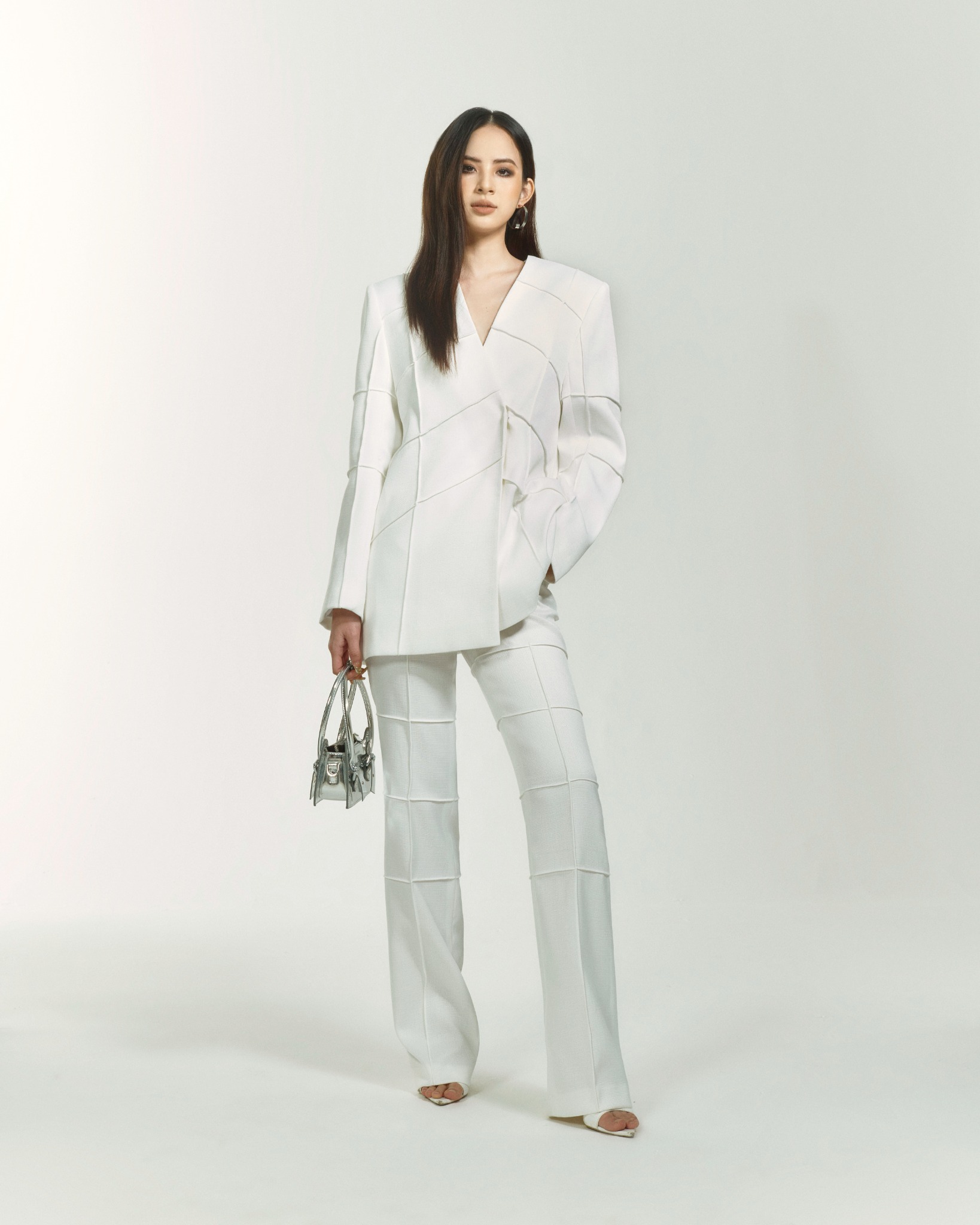 Áo blazer suông thời thượng họa tiết gân nổi - esther studios duct blazer - white
