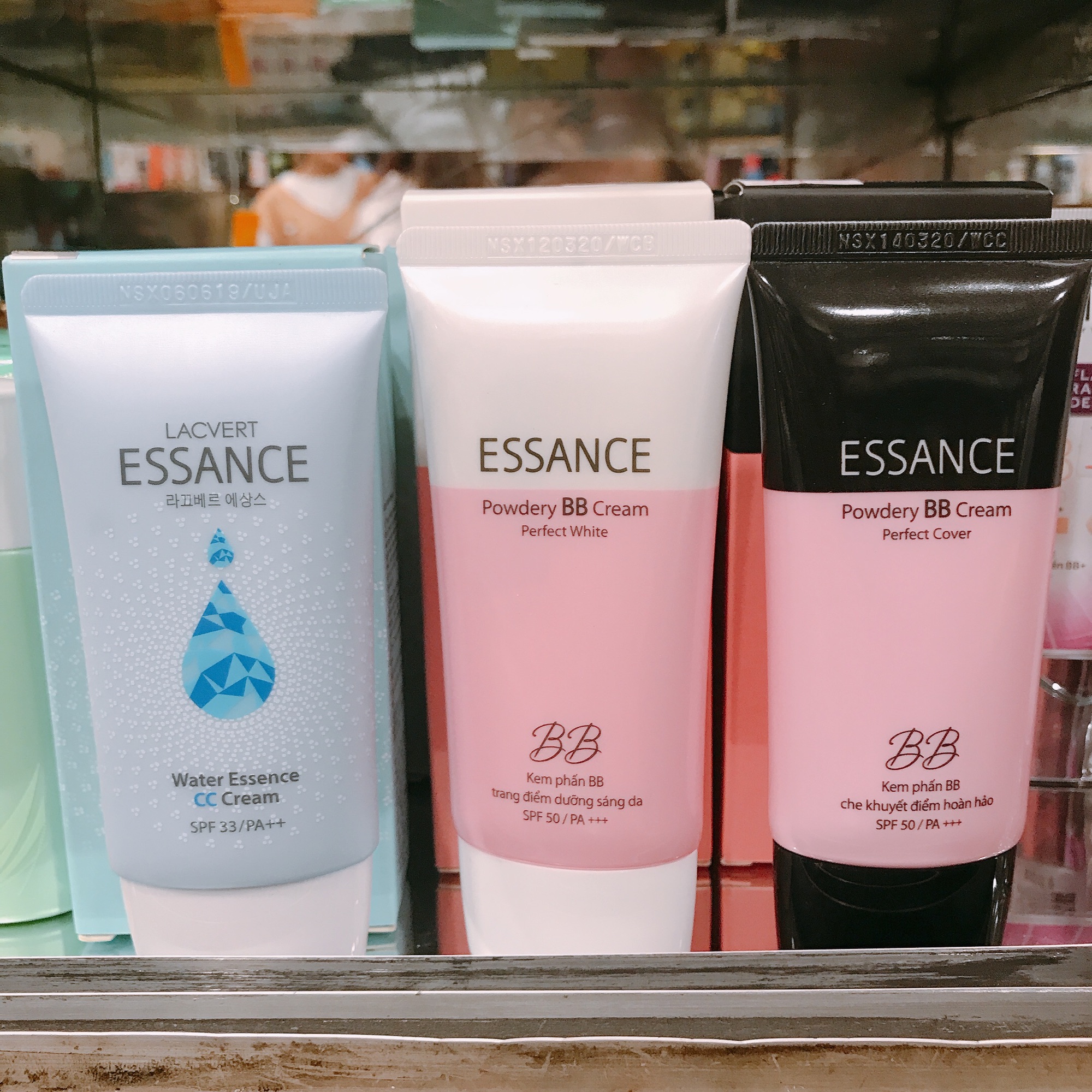 Kem BB trắng hồng Esance SPF50+