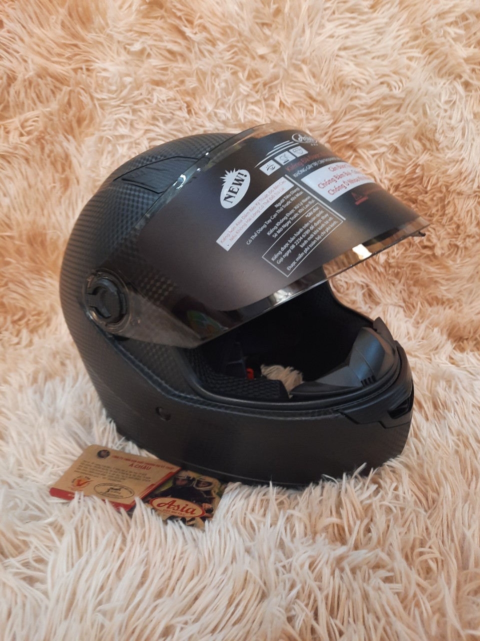[HCM]Mũ Bảo Hiểm Full face ASIA Đen vân Carbon logo đồng kính trong - khói-Bảo Hành 12 Tháng