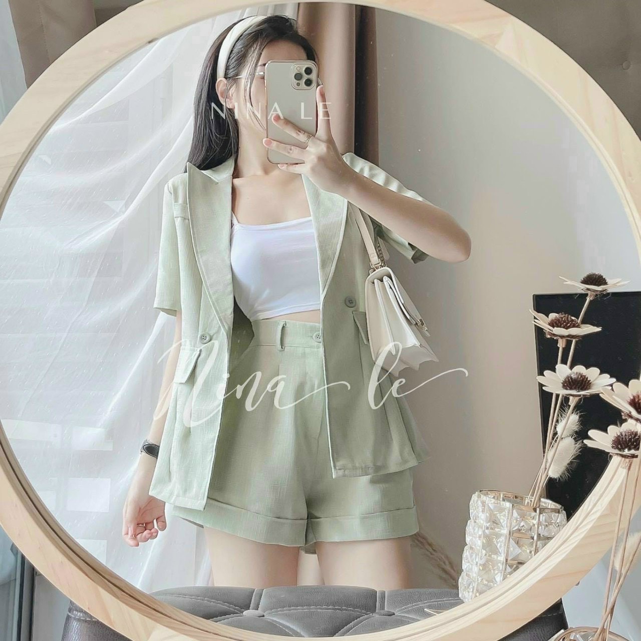 Set vest kèm quần ngắn siêu xinh thời trang hàn , tôn dáng xinh xắn bfd3