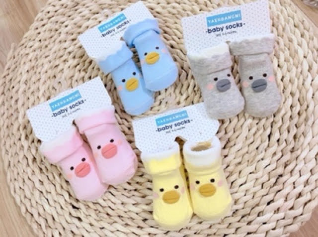 Sét 3 đôi vớ cho bé sơ sinh đến 6 tháng