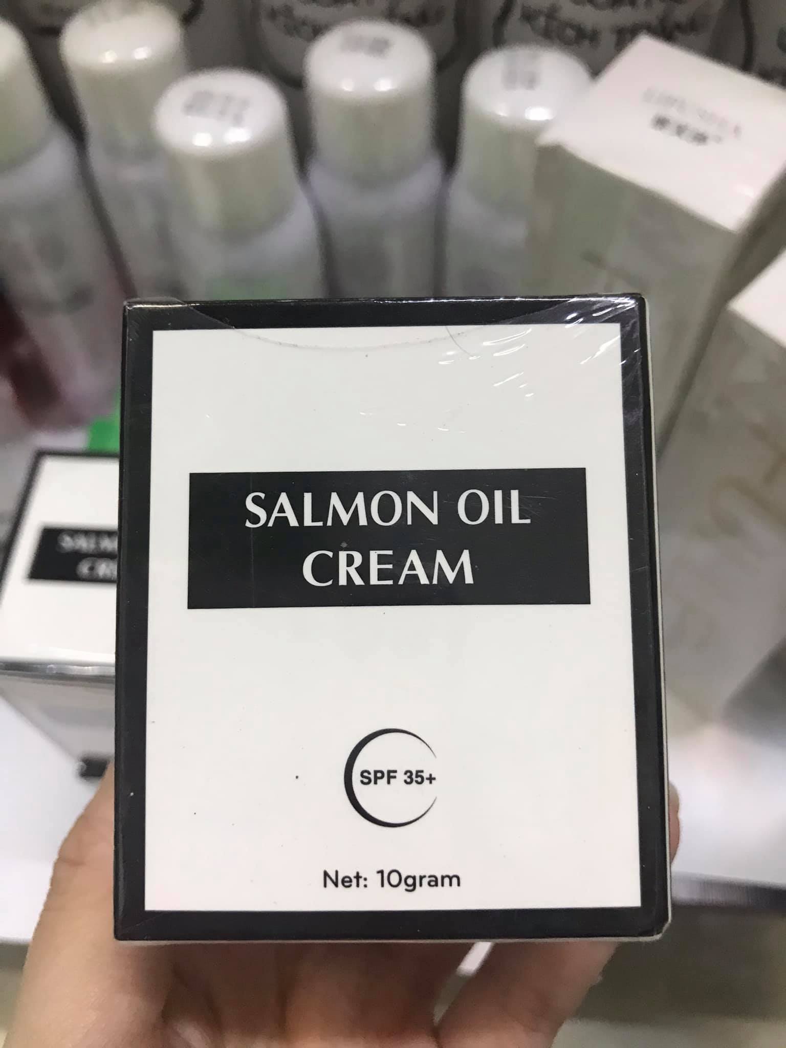 Kem dưỡng da cá hồi salmon oild cream