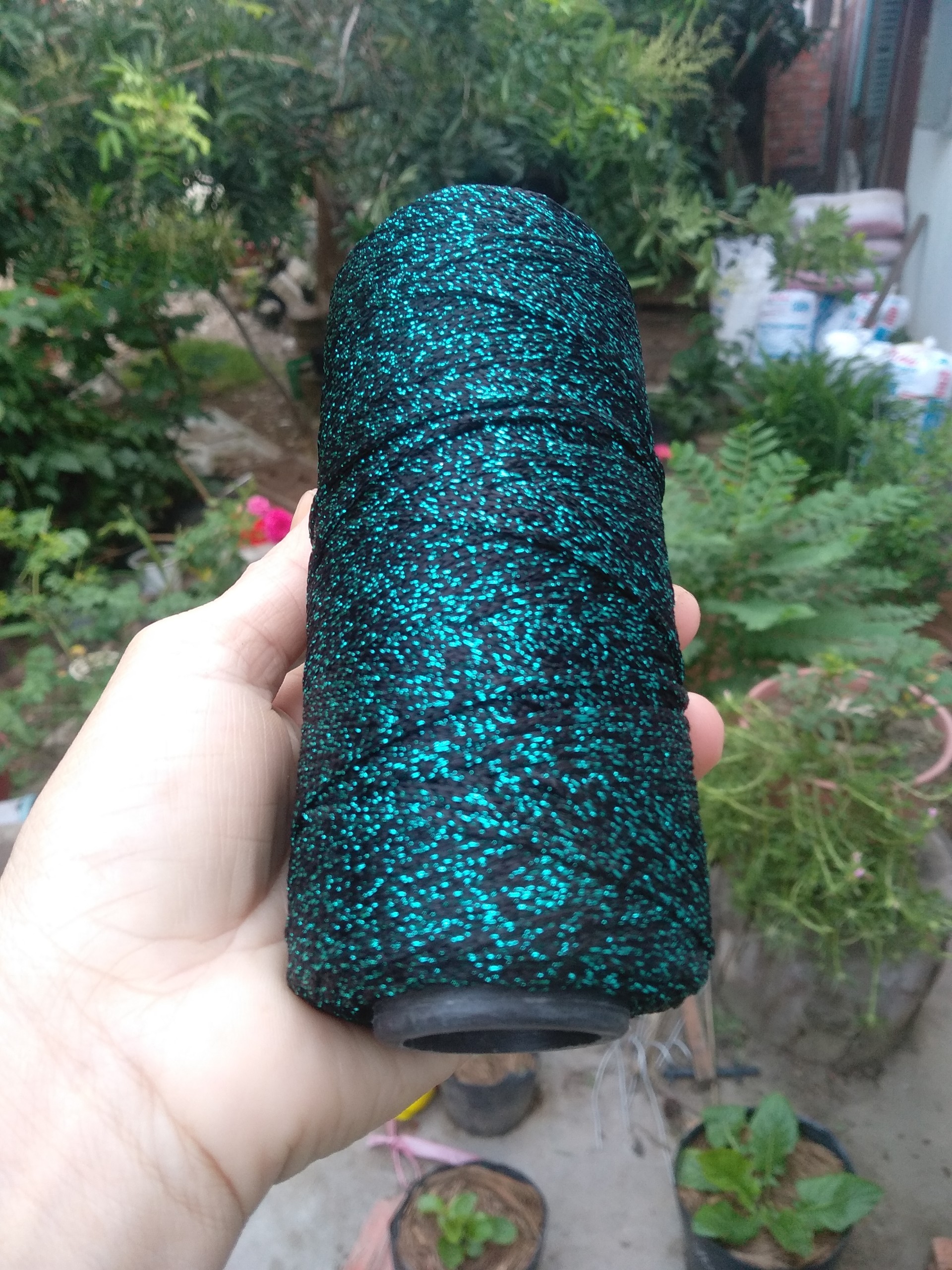 Sợi dệt kim tuyến màu xanh