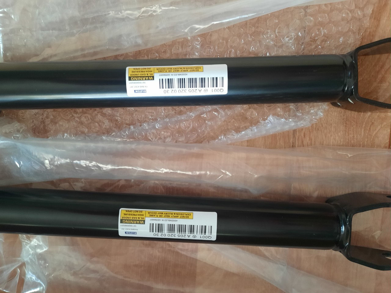 Cặp phuộc trước mercedes c200 c250 c300 w205 mã a2053200130