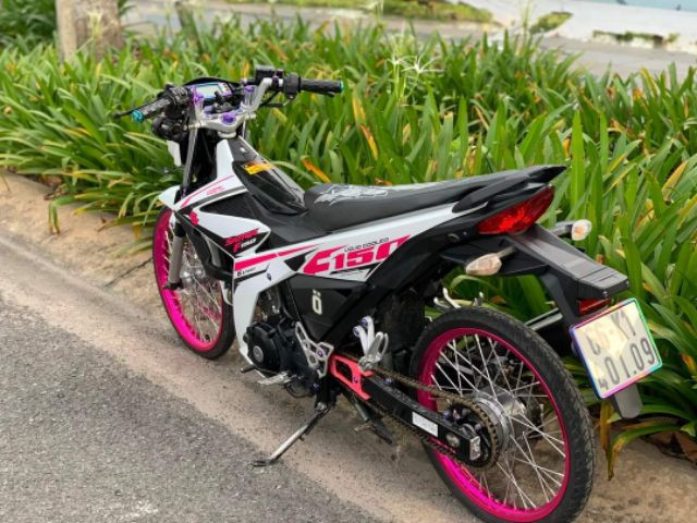 Tem Rời Satria màu trắng hồng đen