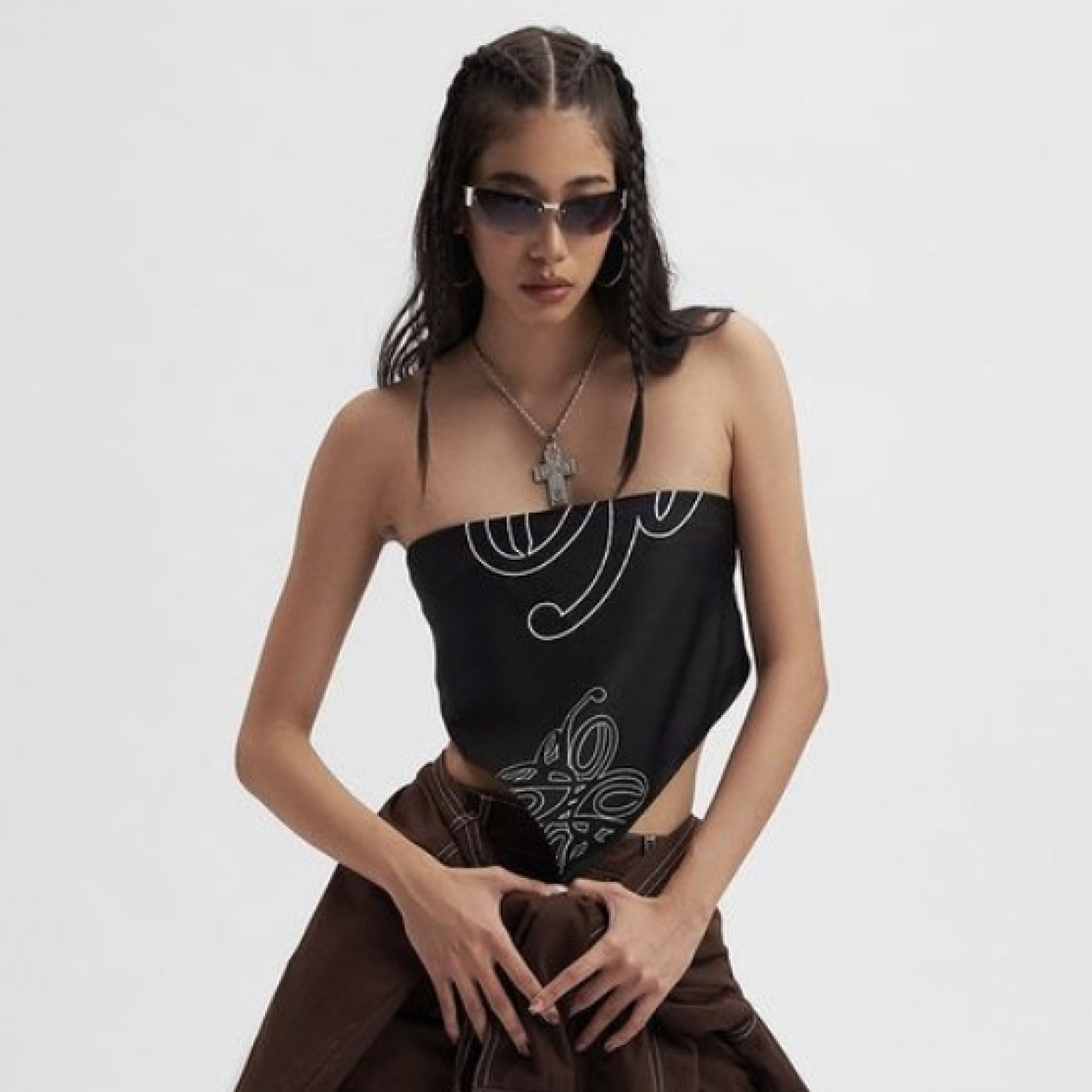 Khăn bandana lụa in quấn làm áo quàng cổ turban Backstage88