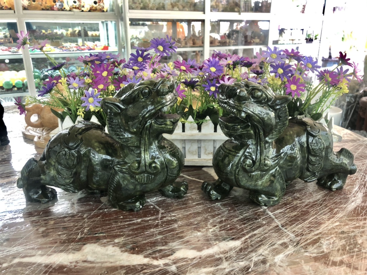 Cặp tỳ hưu phong thủy đá ngọc ấn độ - dài 25cm