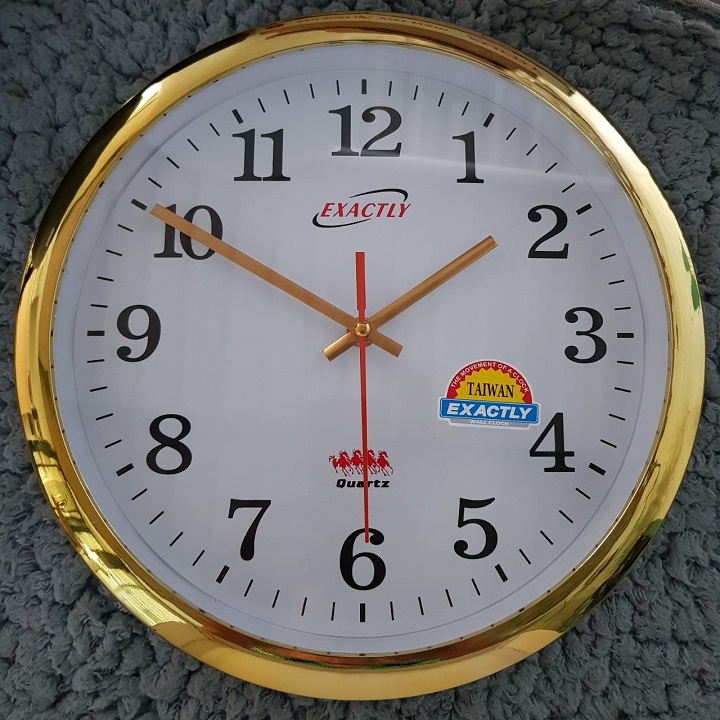 Đồng hồ treo tường tròn kim trôi 30cm cao cấp - exactly