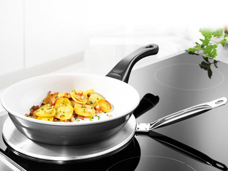 Tấm lót chuyển nhiệt dùng cho bếp từ 24cm