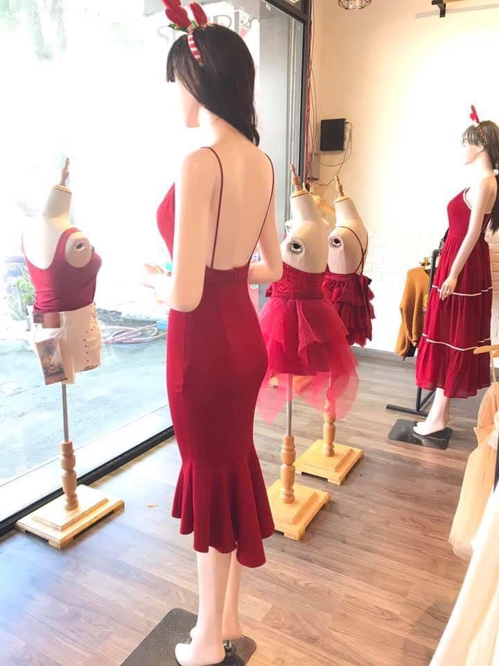 (HÌNH THẬT ) ĐẦM BODY YẾM HỞ LƯNG ĐUÔI CÁ CỰC HOT CỰC QUYẾN RŨ HOT NHẤT 2020