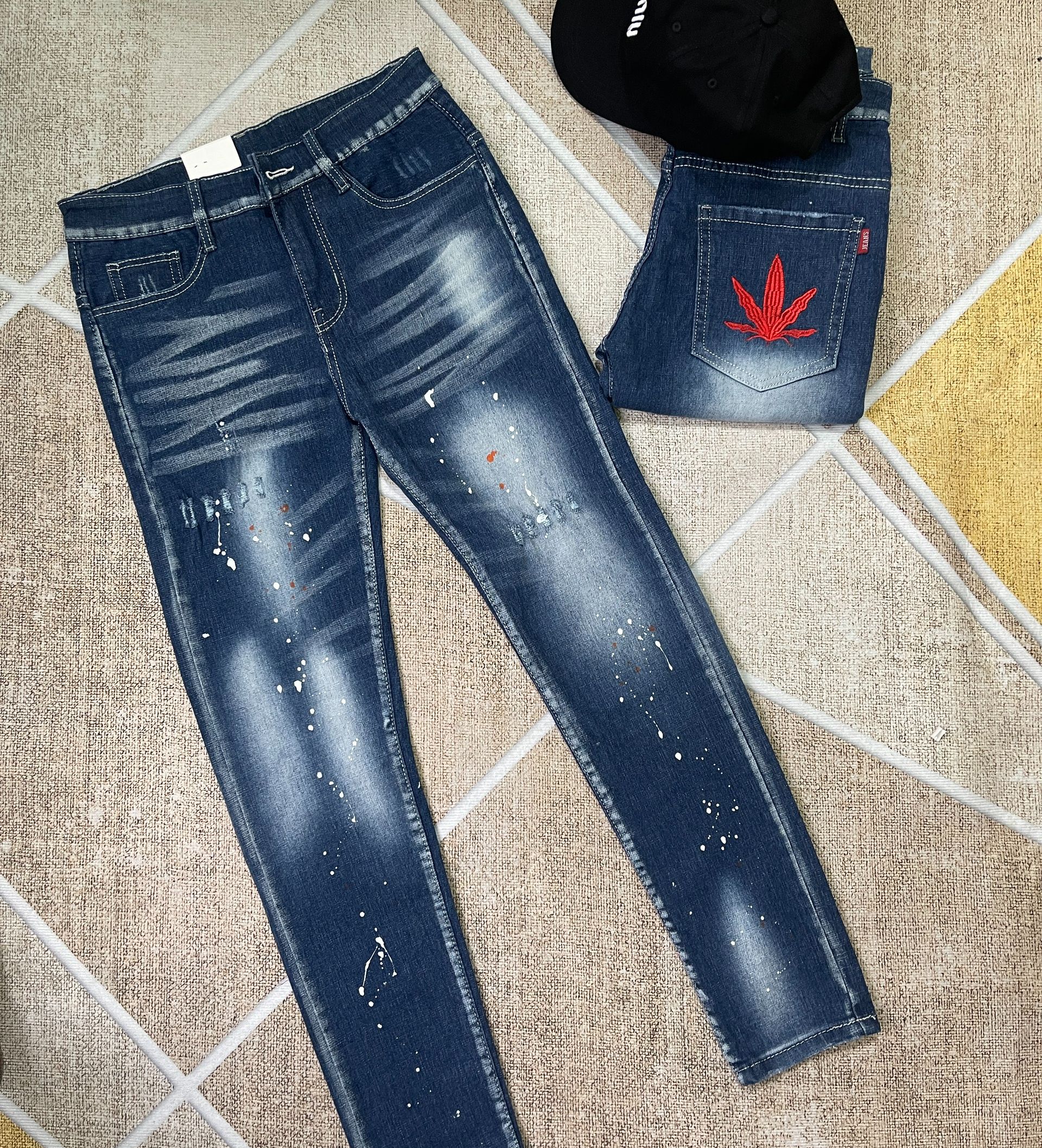 quần bò jean nam dài xanh rách vẩy sơn thêm lá phong đỏ may mắn đẹp,chất jean dày co giãn tốt chuẩn form