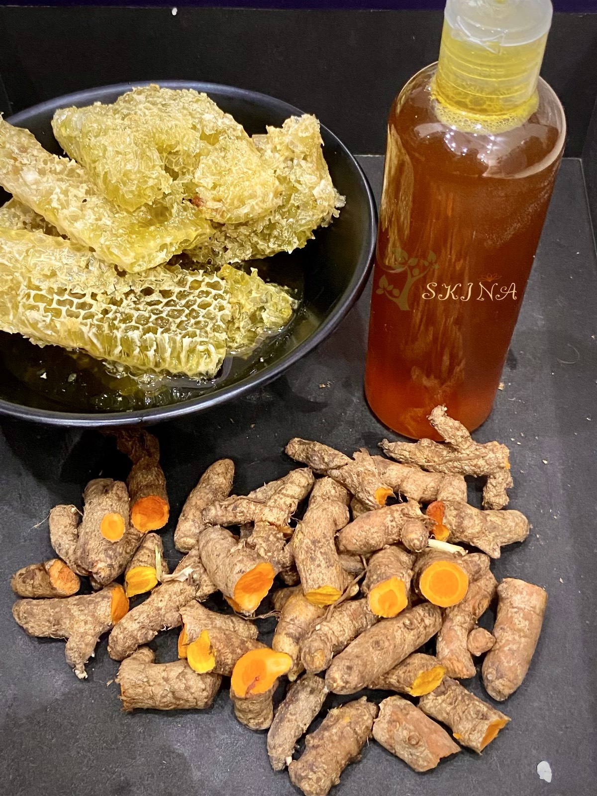 Xà phòng nghệ mật ong