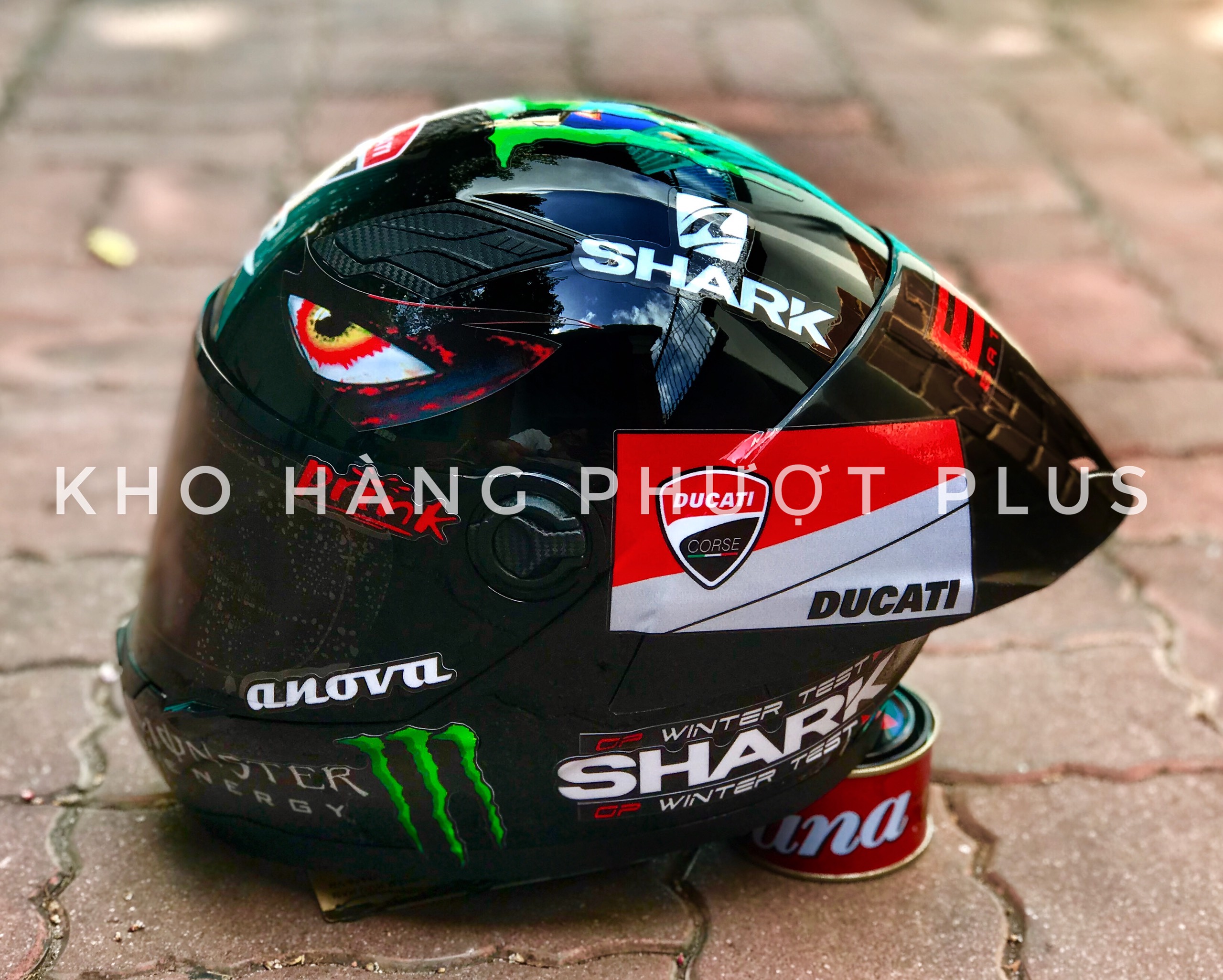 [HCM]Mũ GXT đen bóng lên tem Ducati Monster và đuôi gió Shark