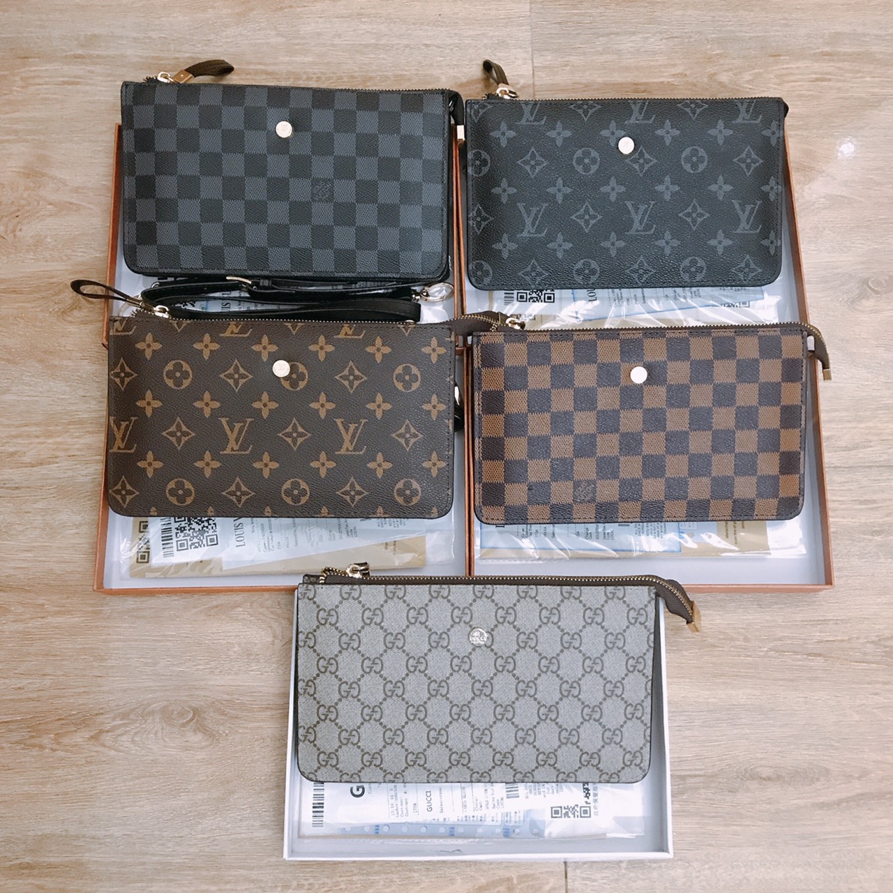 Cluth cầm tay họa tiết nhiều ngăn size 21 Rosabeli full box sang chảnh kèm dây móc tay