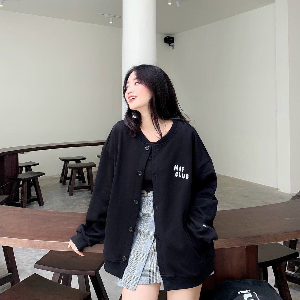 [HCM][MẪU MỚI]  ÁO CADIGAN NÚT GÀIÁO SWEATER BASIC TAY DÀI - ÁO UNISEX TRƠN  ÁO KHOÁC UNISEX  ÁO KHOÁC Nỉ  ÁO KHOÁC HOODIE ÁO KHOÁC HOODIE NỮ  ÁO HOODIE ÁO CADIGAN MIF CLUB IN NGỰC SIÊU ĐẸP SIÊU XINH LV118