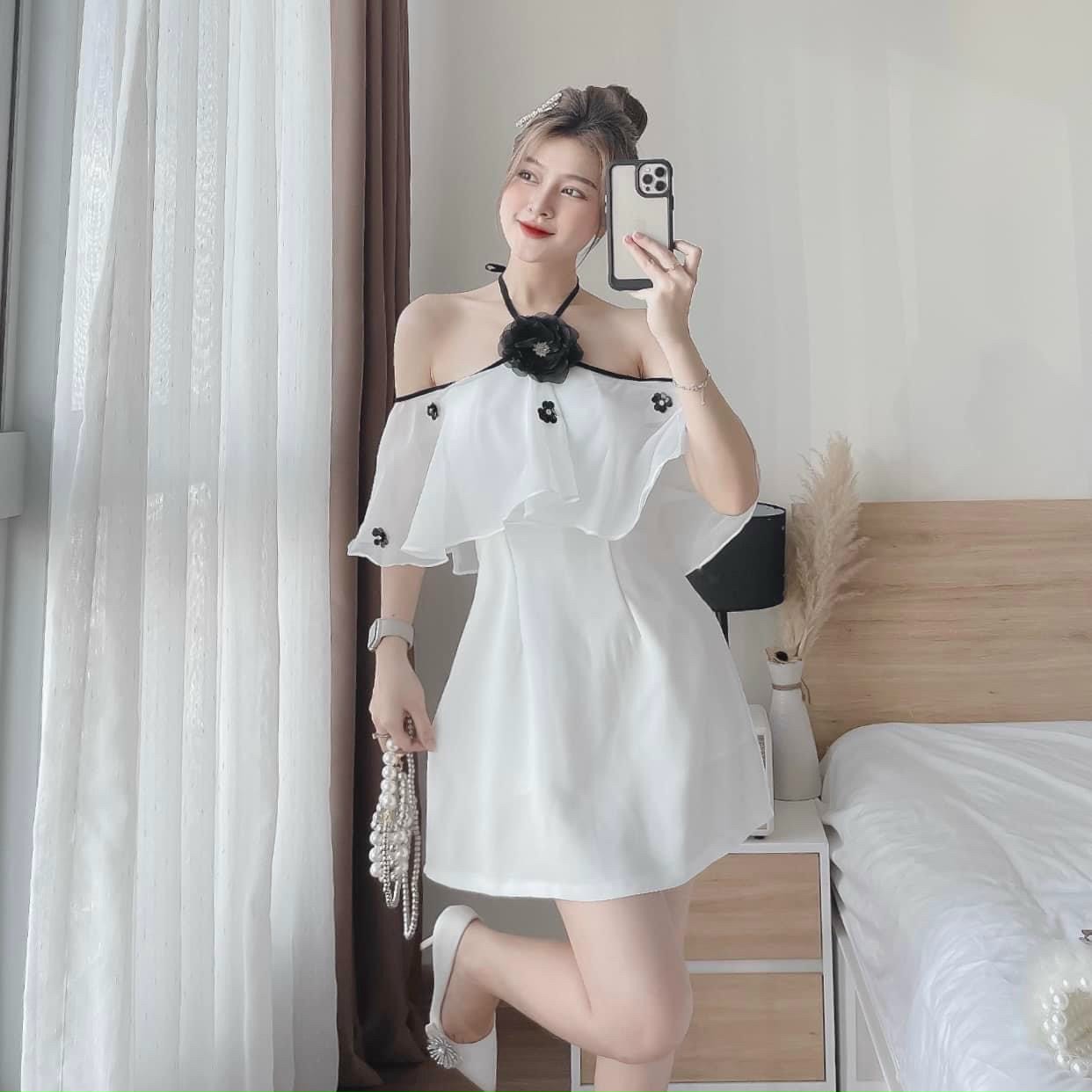 Đầm viền phối bèo đính hoa