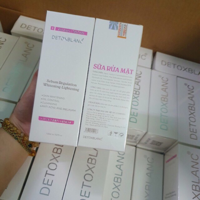 Sửa rửa mặt sinh học detoxblanc số 2