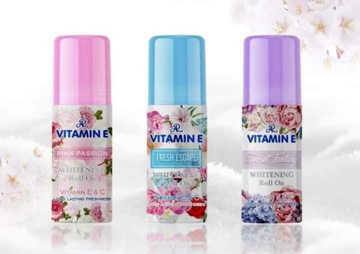 Lăn khử mùi hương nước hoa VITAMIN E Thái Lan