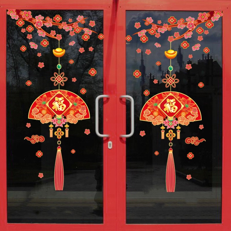 Decal dán tường trang trí ngày tết cành đào đỏ quạt xoè.