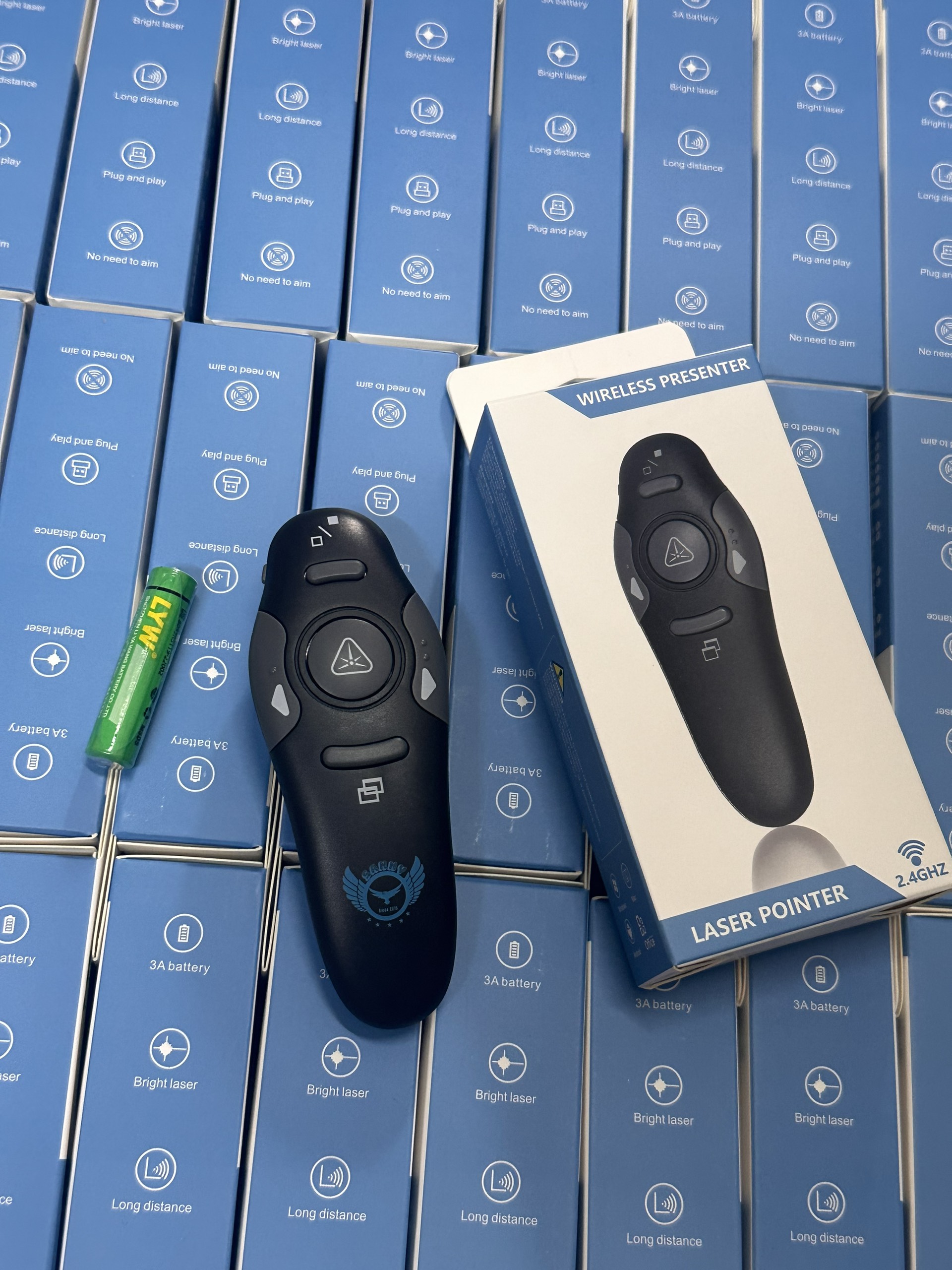 (HCM) Bút trình chiếu laser DSLASER SANNY D650 laser tia sáng laser màu đỏ Tặng kèm pin