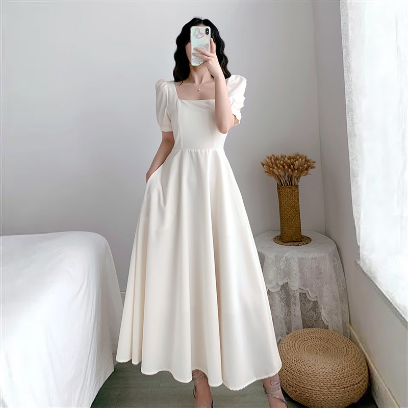 Chân váy trắng dài mặc với áo gì Gợi ý 10 set đồ cá tính  Trung Cấp Nghề  Thương Mại Du Lịch Thanh Hoá