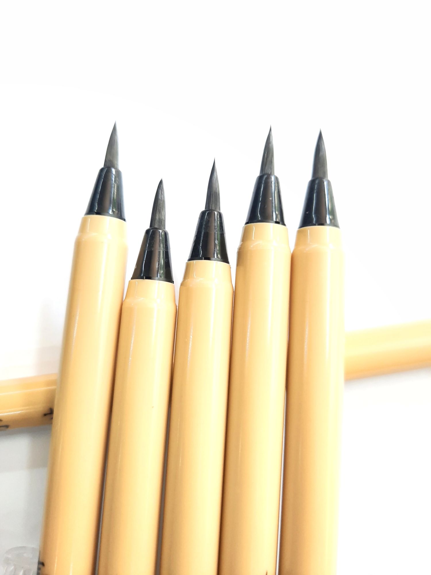 Bút lông viết thư pháp có sẵn mực