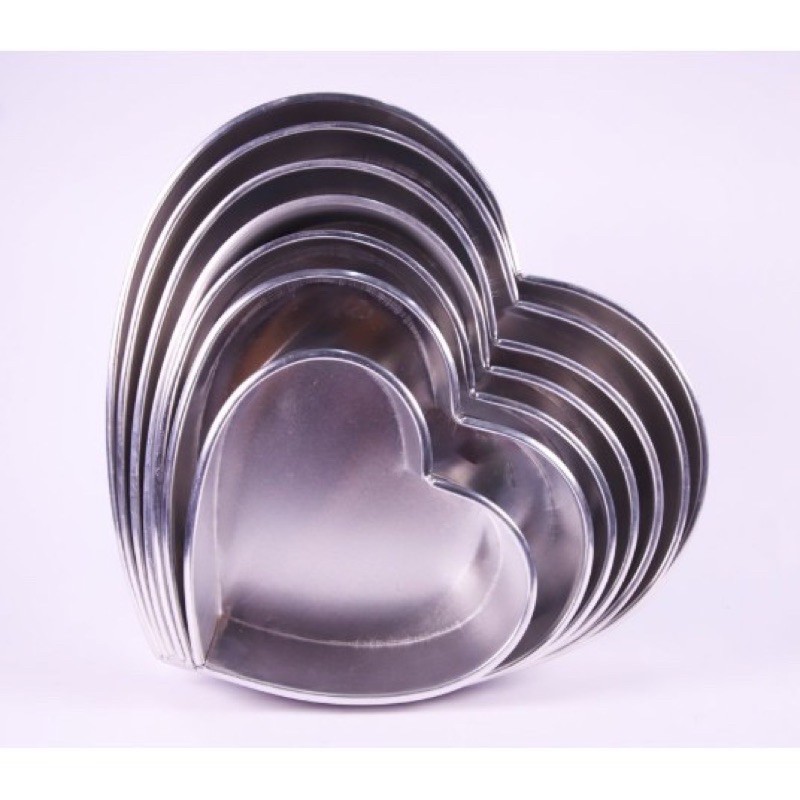 Khuôn bánh nhôm gia công đáy liền hình tim 20 cm