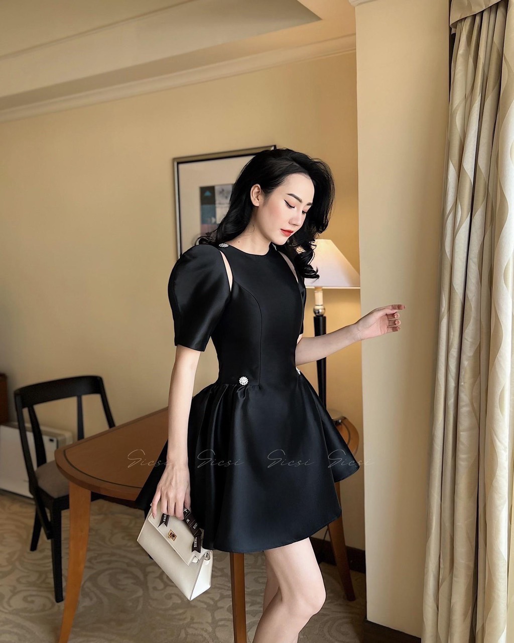 Đầm dự tiệc tay bồng dáng xoè đính eo đầm dạo phố thanh lịch