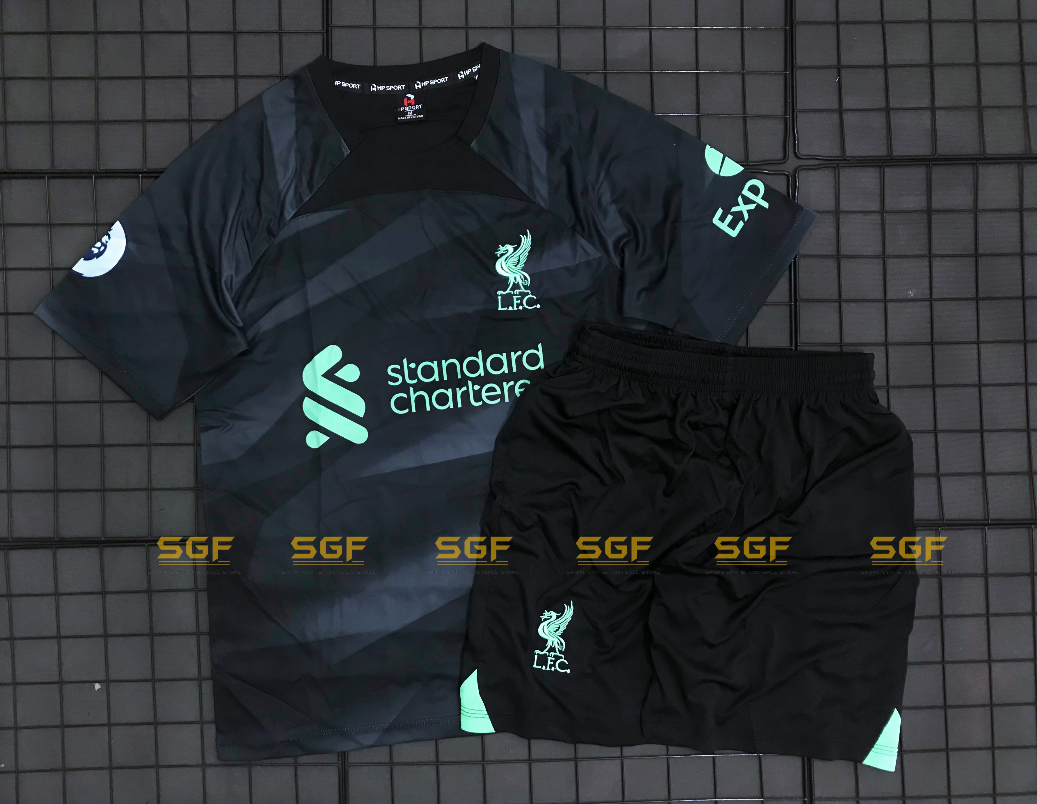 Quần Áo Bóng LIVERPOOL đen thủ môn sân nhà 2023