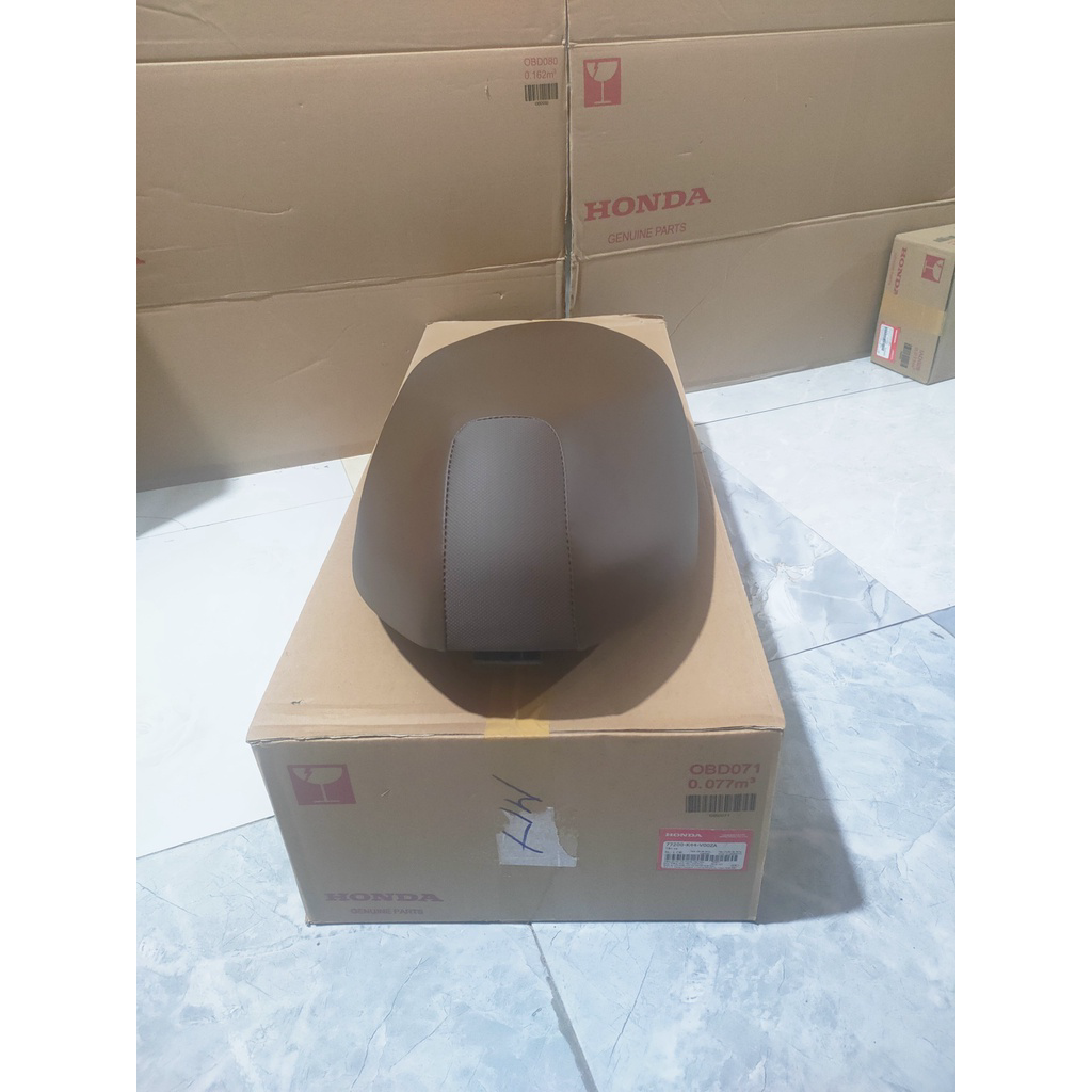 Yên xe honda vision năm 2014-2020 màu nâu.