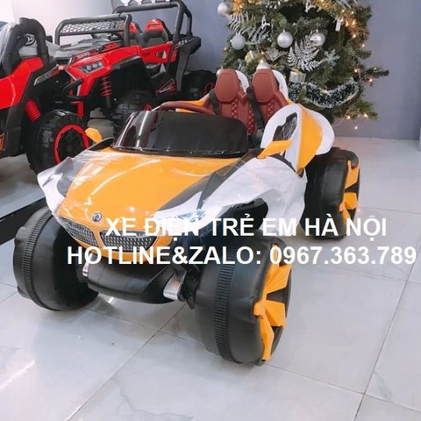 [Freeship Hà Nội] Ô Tô Điện Địa Hình XJL 688 2 Chỗ 4 Động Cơ Tải Trọng 70KG Tự Lái Và Điều Khiển Xa (Đỏ-Cam-Xanh)