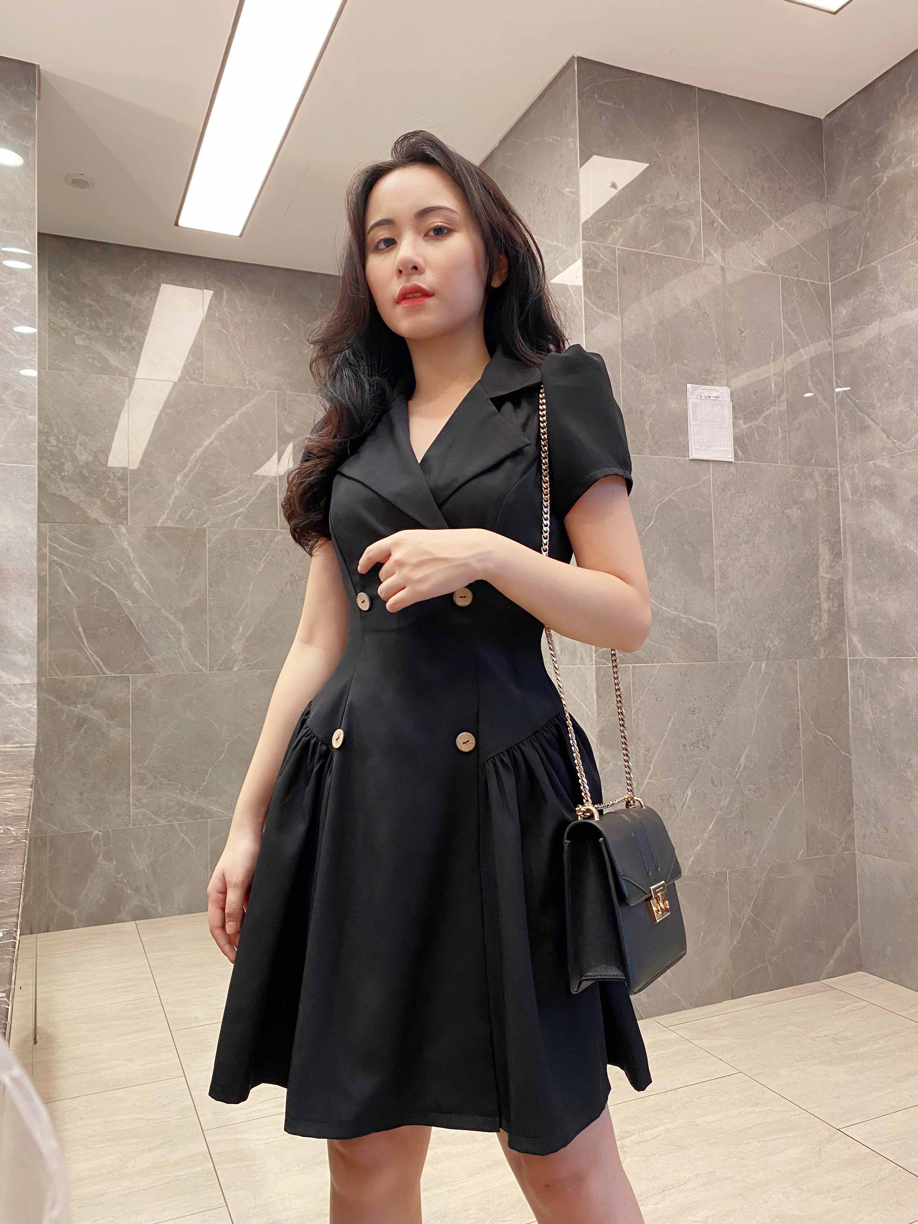 Đầm đen dự tiệc cổ vest thiết kế dáng xòe sang trọng trẻ trung phù hợp đi tiệc đi chơi - Lux W