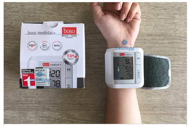 Máy đo huyết áp điện tử cổ tay Boso Medistar +