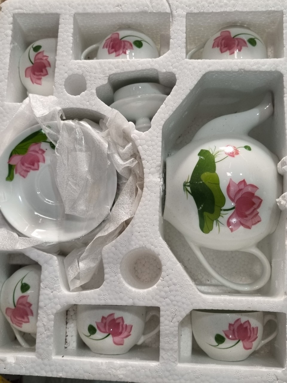 Bộ ấm chén, bộ trà, Hoa Sen hồng, hàng đẹp, dung tích 500ml