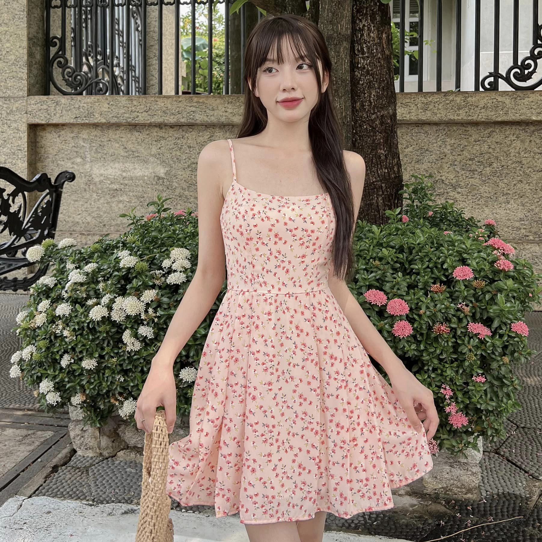 Đầm lacey - đầm hoa 2 dây tùng xòe