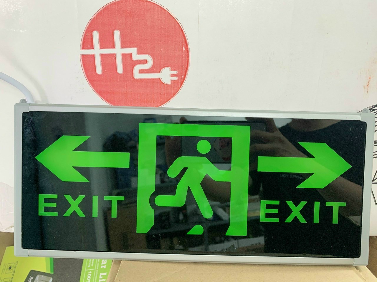 Đèn Exit lối thoát đèn chỉ dẫn khẩn cấp