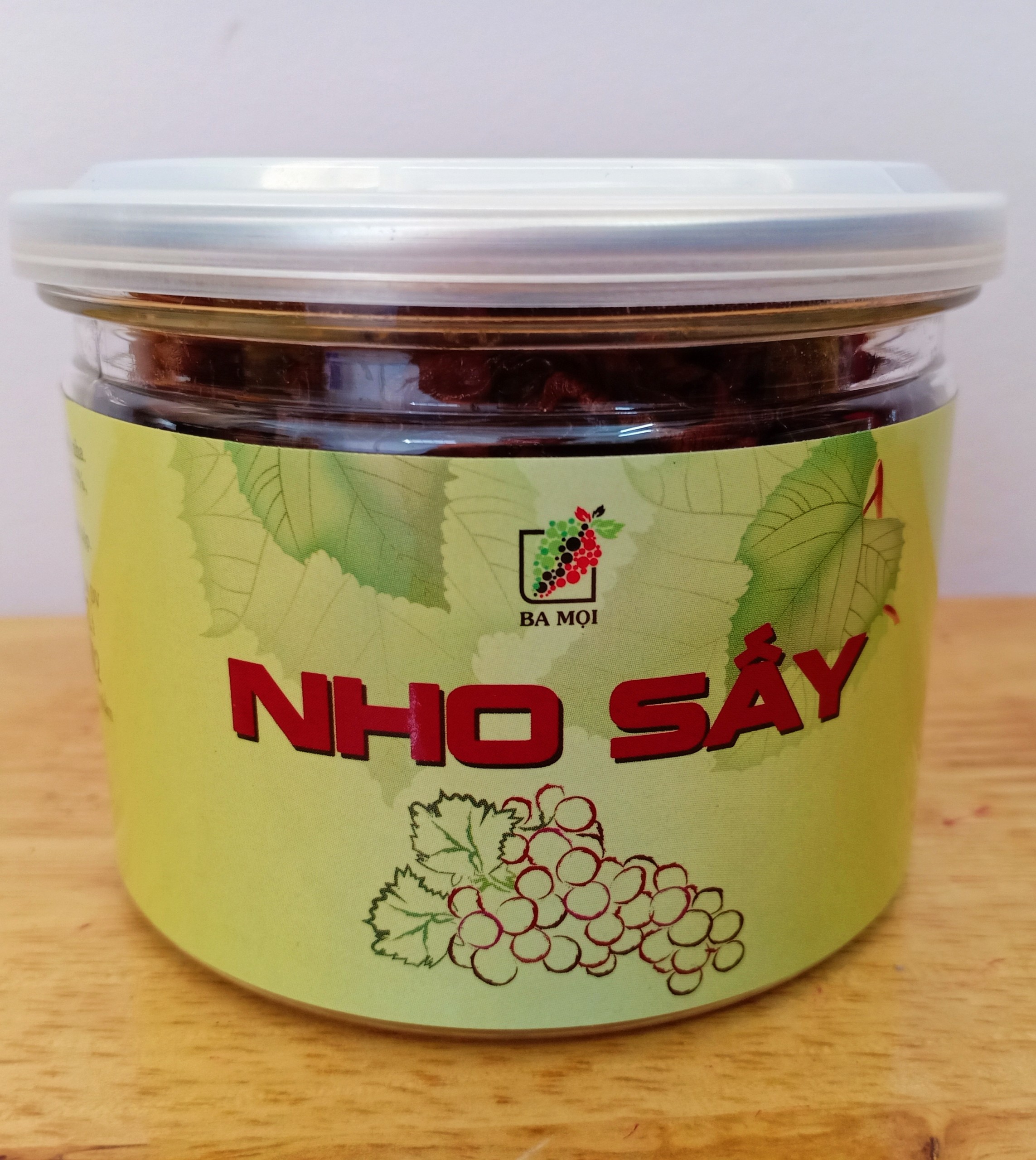 NHO ĐỎ SẤY BA MỌI - NINH THUẬN ( Hộp nhựa đóng nắp bạc)