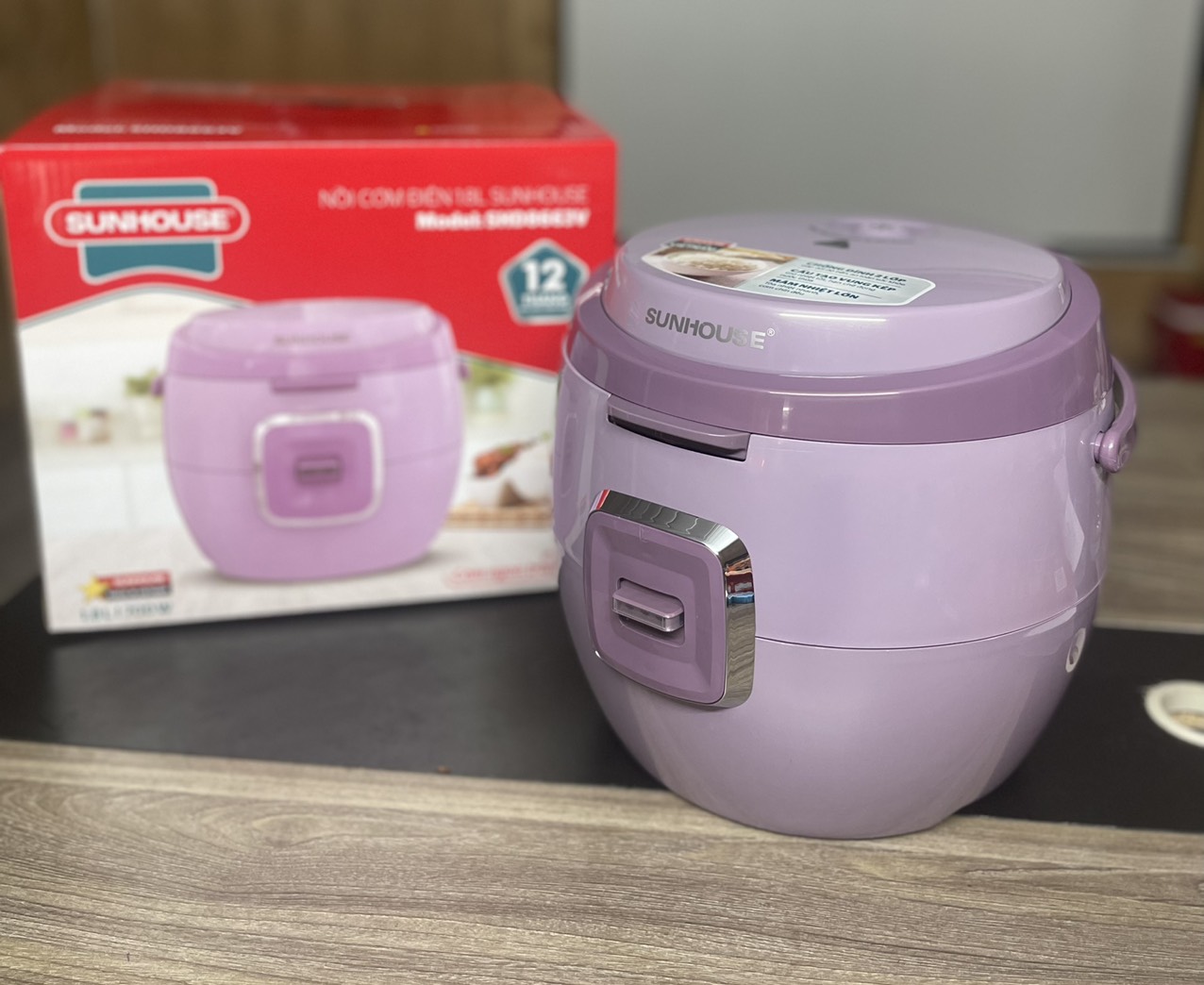 Nồi cơm điện 1.8l sunhouse shd8663v màu tím ,8663g màu xám