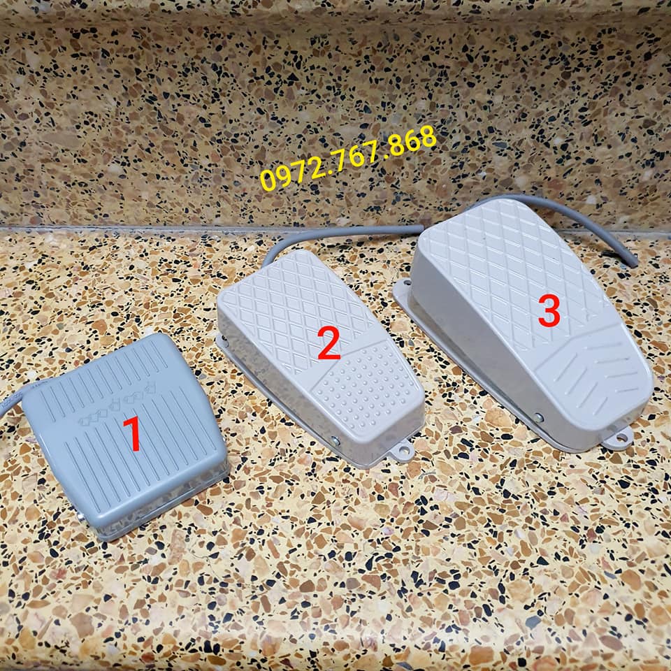 Công tắc bàn đạp chân 250v 10a