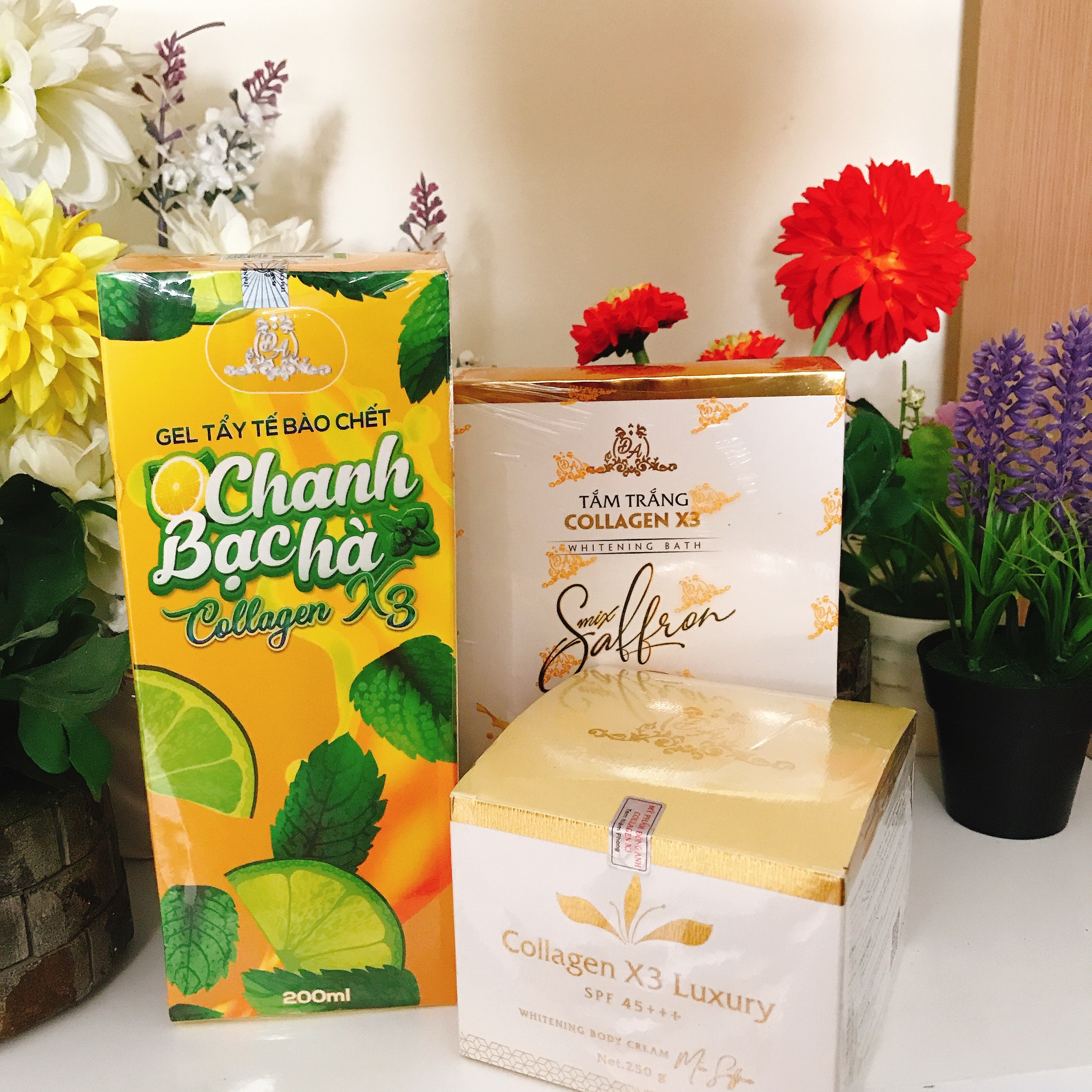 [HCM] Bộ 3 trắng da body gồm: Body collagen x3 luxury, tắm trắng collagen x3 mix saffron và tẩy tế bào chết chanh x3 (Chính hãng)