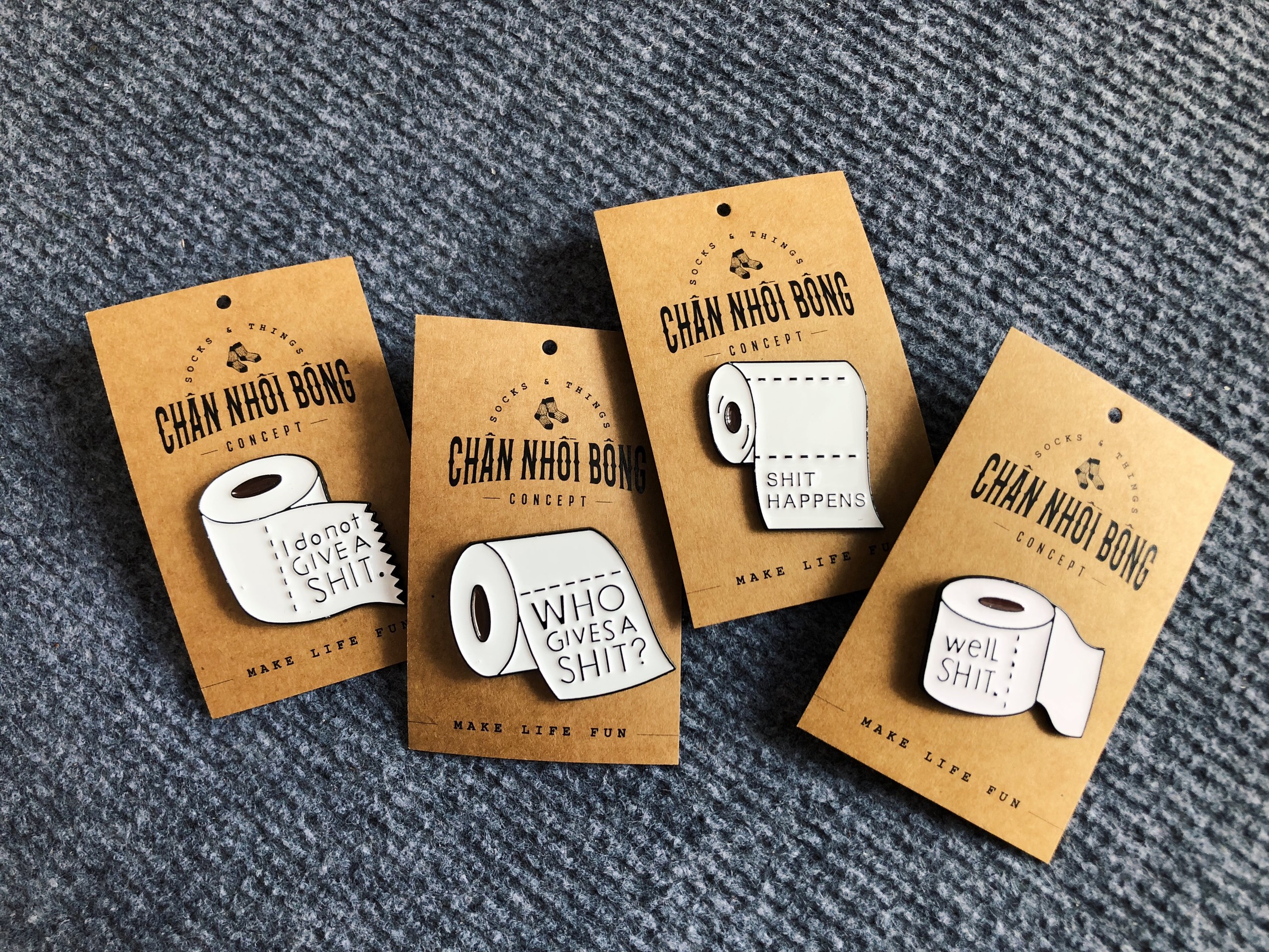 Pin cài áo, balo cá tính - p1