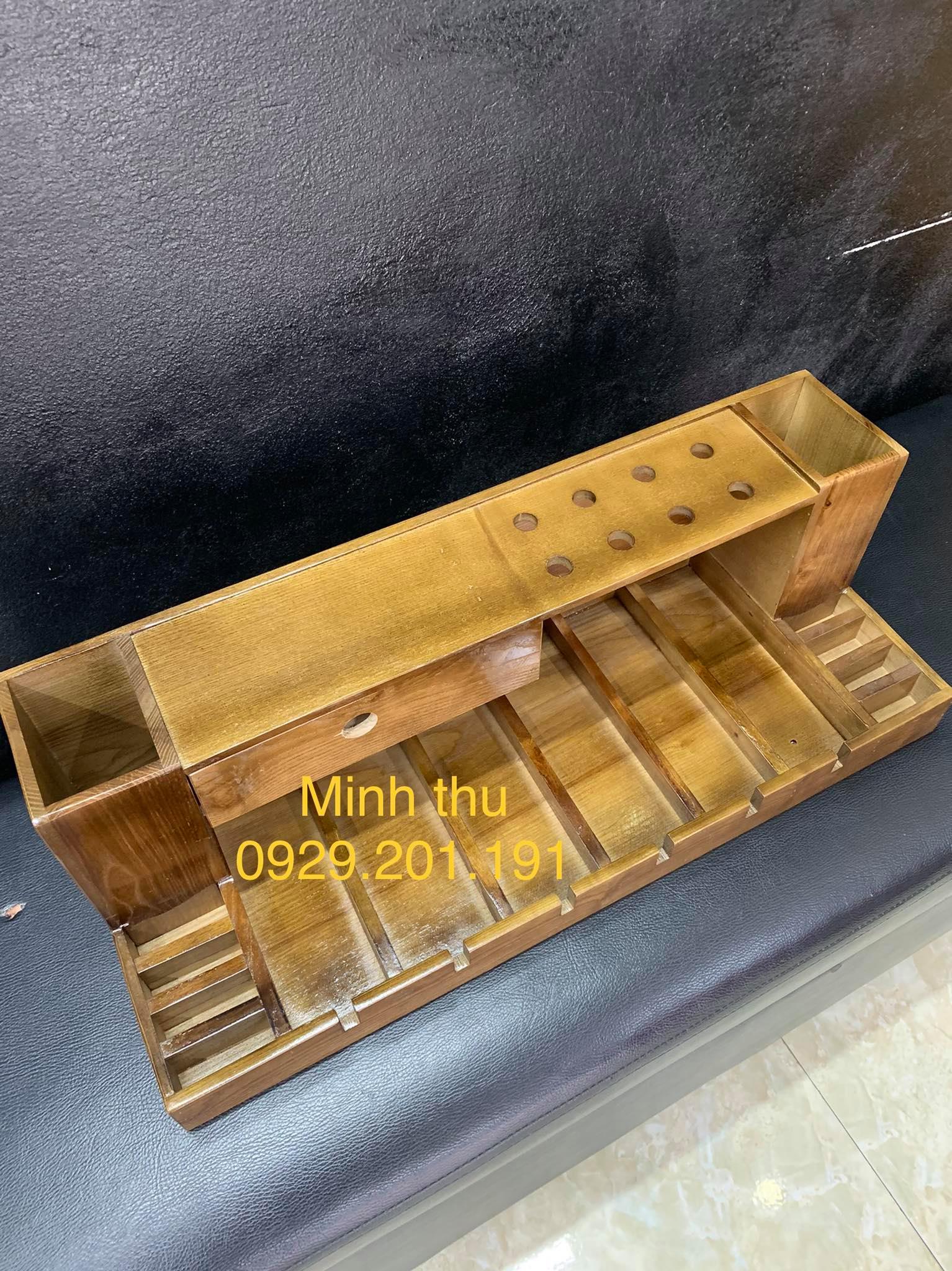khay gỗ đựng tông đơ kéo lược