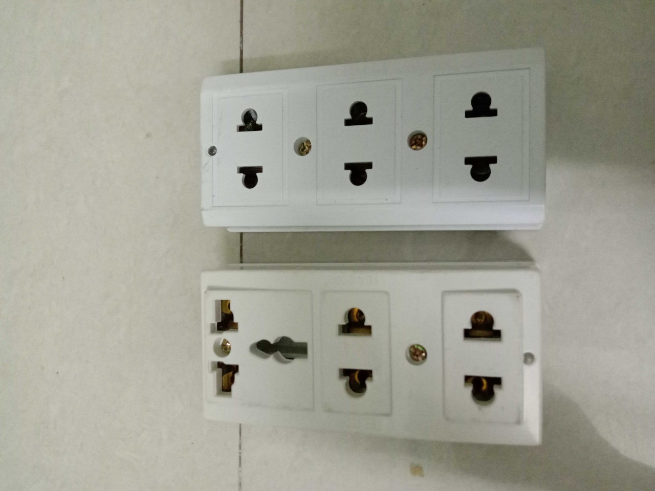 Ổ cắm không dây,ổ cắm điện 3 lổ